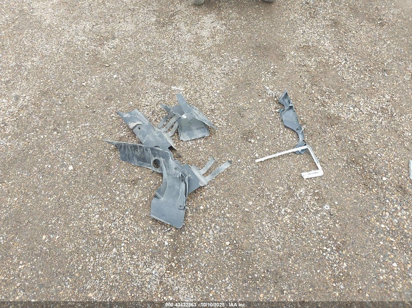 2021 CHEVROLET BLAZER FWD 1LT 3GNKBBRA8MS535111