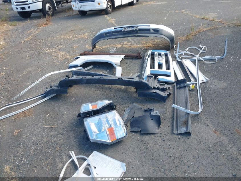 2023 Ford E-450 Cutaway VIN: 1FDXE4FN9PDD07725 Lot: 43422611