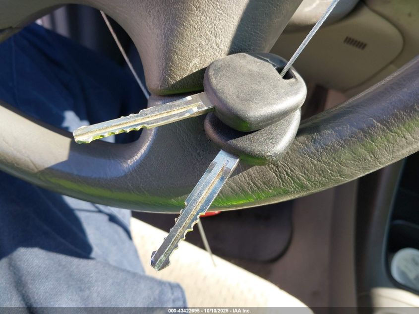 2004 Toyota Camry Le V6 VIN: 4T1BF32K54U070031 Lot: 43422695