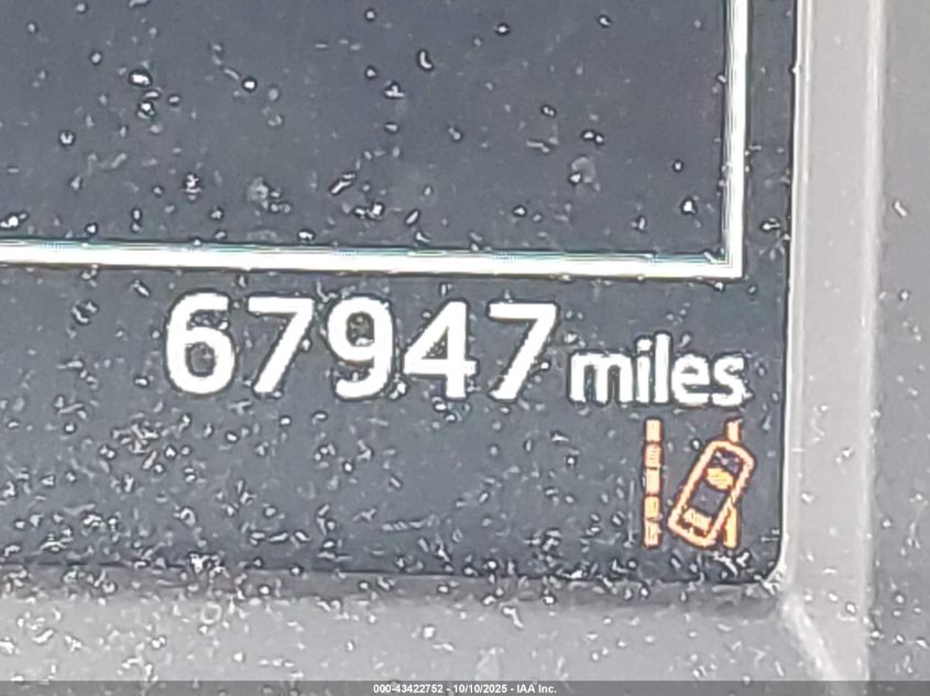 2018 Toyota Rav4 Le VIN: 2T3BFREV9JW852196 Lot: 43422752