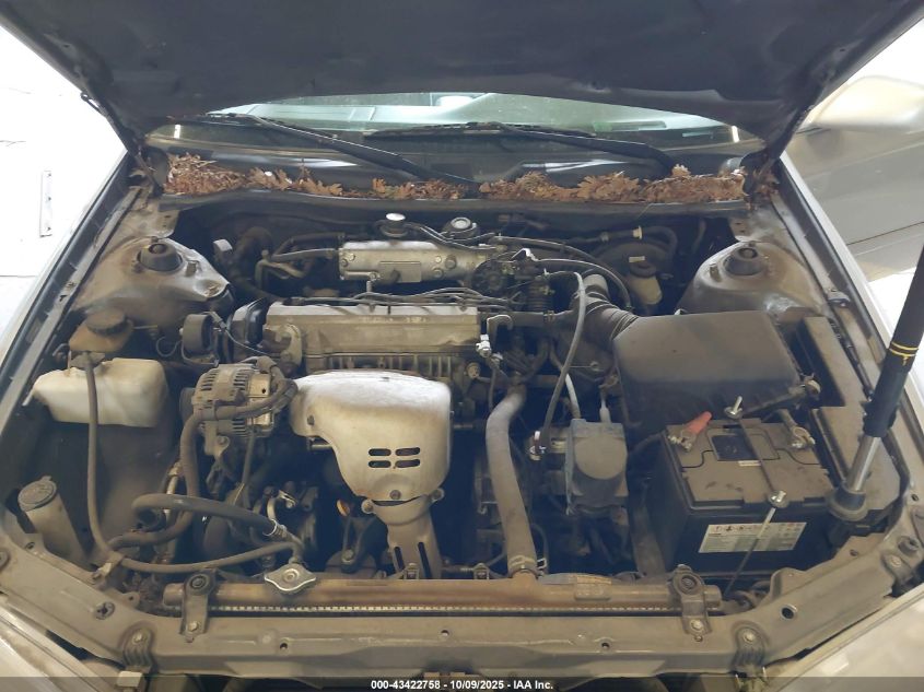 2000 Toyota Camry Le VIN: JT2BG22K7Y0507934 Lot: 43422758