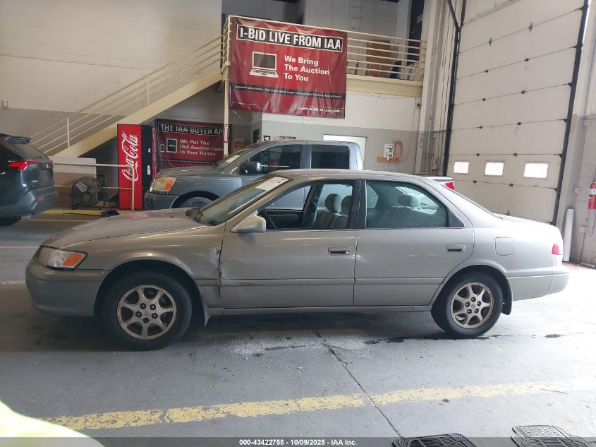 2000 Toyota Camry Le VIN: JT2BG22K7Y0507934 Lot: 43422758