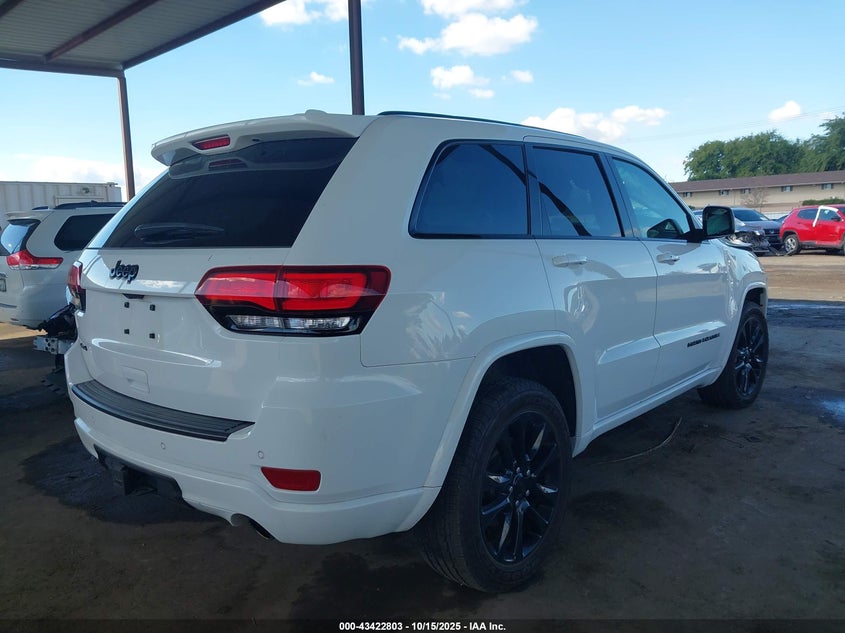VIN 1C4RJFAG4LC371636 2020 JEEP GRAND CHEROKEE ALTITUDE 4X4