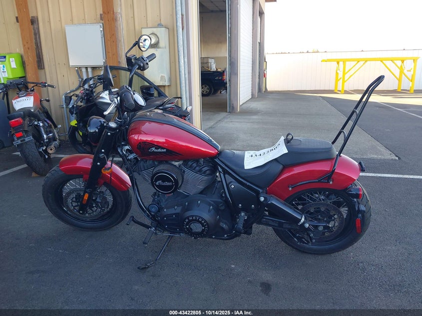 2022 INDIAN MOTORCYCLE CO. CHIEF BOBBER 56KDLCAG1N3006122
