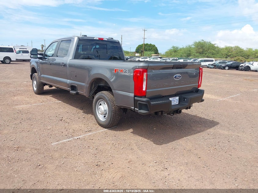 1FT8W3BA3SED99646 2025 FORD F350 photo no. 3