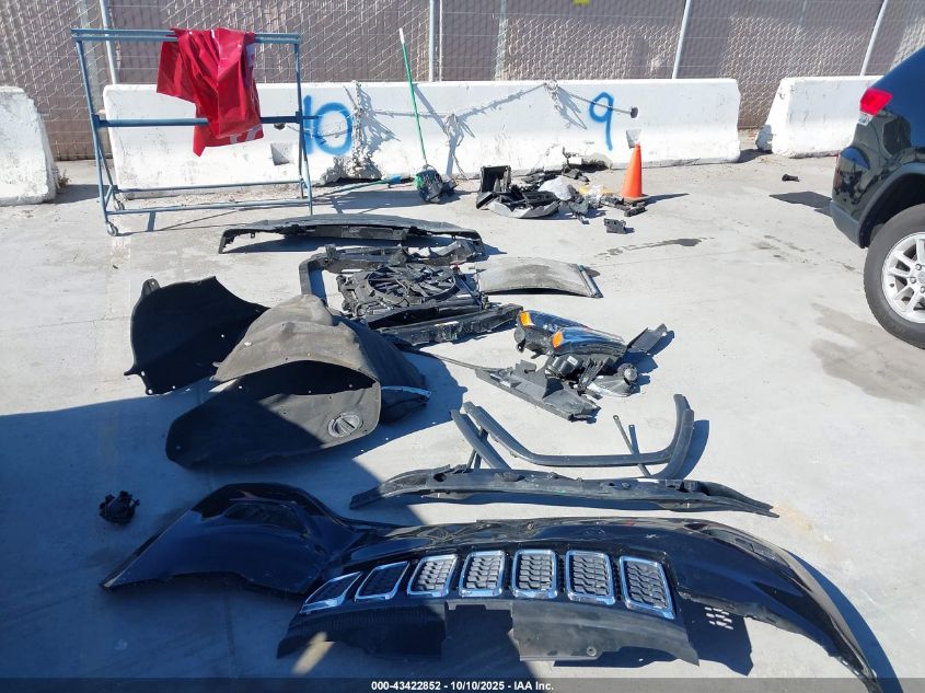 2019 Jeep Grand Cherokee Laredo E 4X2 VIN: 1C4RJEAGXKC816826 Lot: 43422852