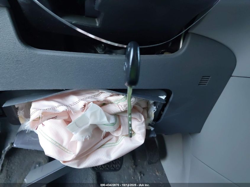 2017 Toyota Sienna Le 8 Passenger VIN: 5TDKZ3DC7HS798123 Lot: 43422870