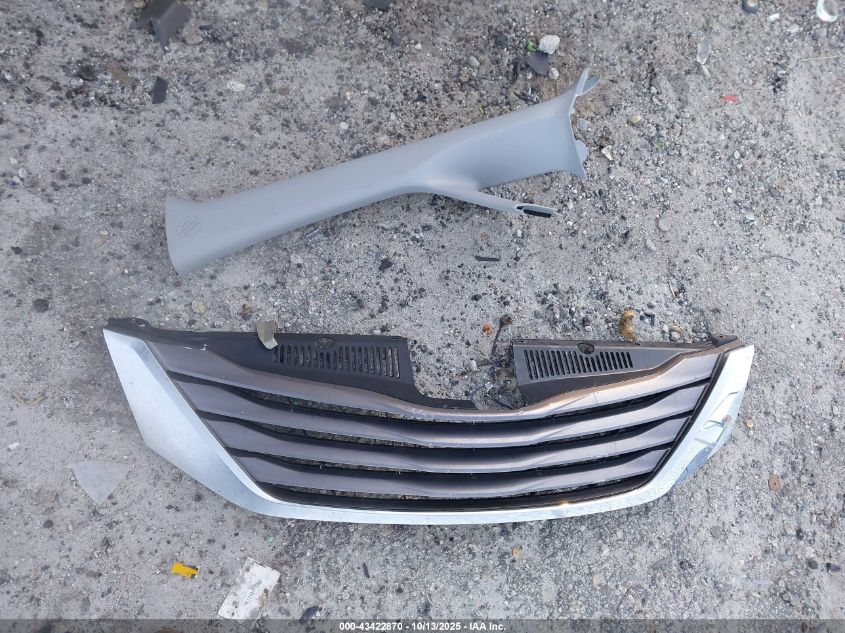 2017 Toyota Sienna Le 8 Passenger VIN: 5TDKZ3DC7HS798123 Lot: 43422870