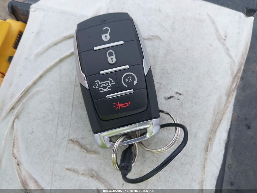 2025 Ram 1500 Laramie 4X4 5'7 Box VIN: 1C6SRFJPXSN562840 Lot: 43422907