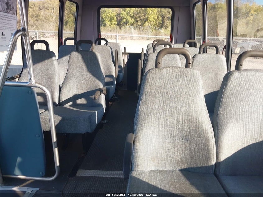 2012 Ford E-350 Cutaway VIN: 1FDEE3FL1CDA55284 Lot: 43422951