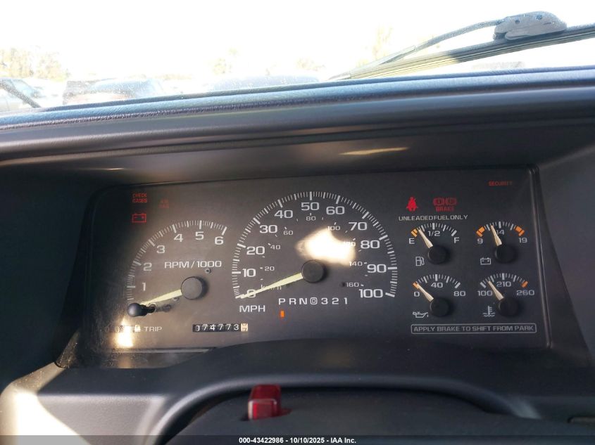 1998 Chevrolet Tahoe VIN: 3GNEK18R6WG146441 Lot: 43422986