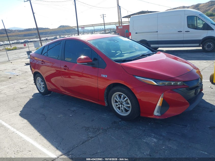 TOYOTA PRIUS PRIME LE