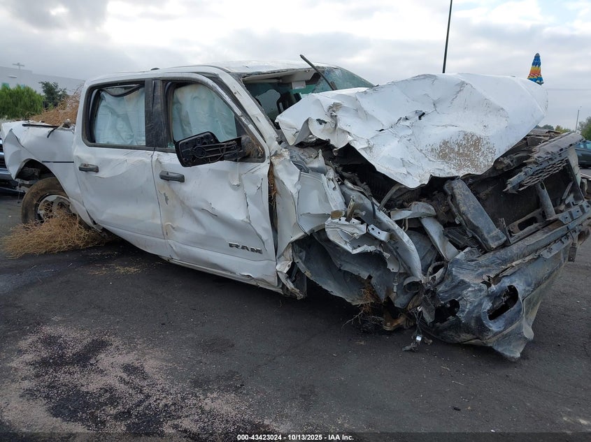 RAM 1500 TRADESMAN 4X2 5 7 BOX