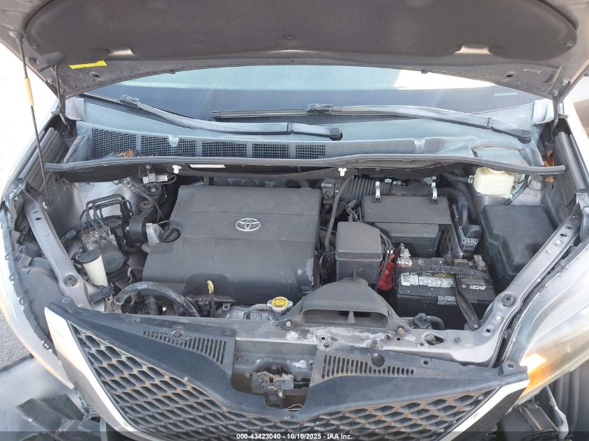 2015 Toyota Sienna Se 8 Passenger/Se Premium 8 Passenger VIN: 5TDXK3DC6FS586661 Lot: 43423040