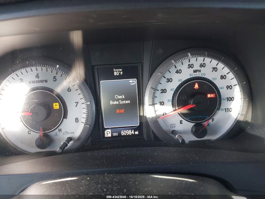 2015 Toyota Sienna Se 8 Passenger/Se Premium 8 Passenger VIN: 5TDXK3DC6FS586661 Lot: 43423040