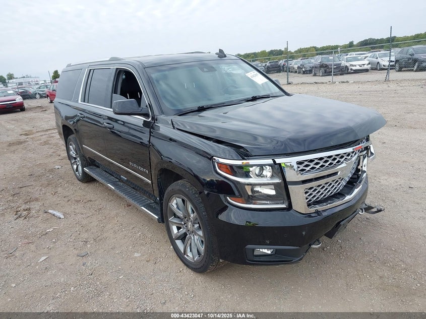 CHEVROLET SUBURBAN LT