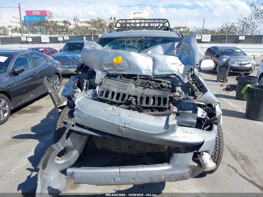 2005 Toyota Sequoia Sr5 V8 VIN: 5TDZT34A75S248883 Lot: 43423090