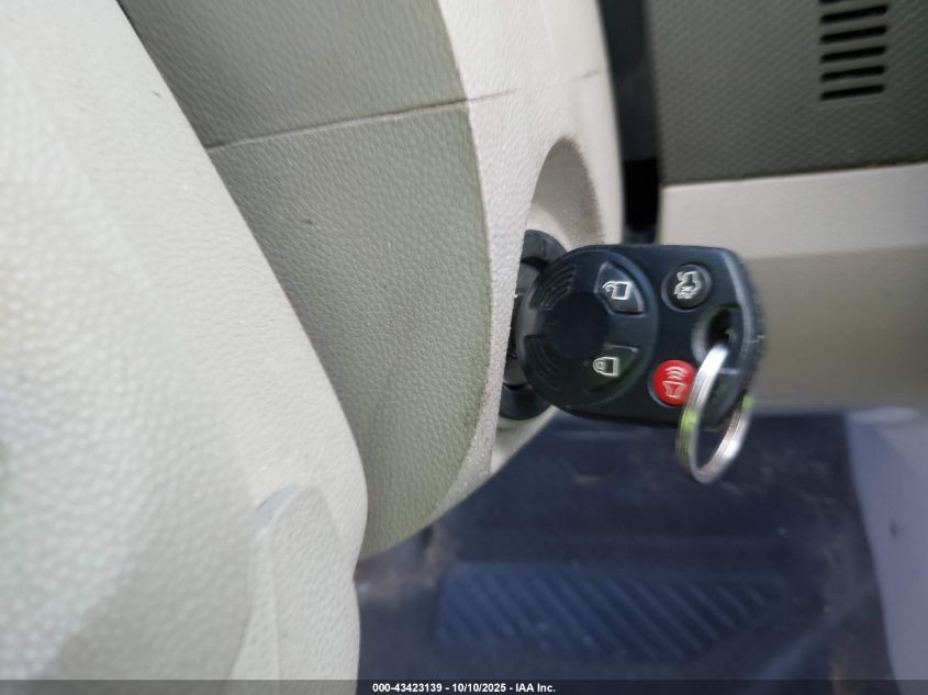 2009 Ford Escape Xlt VIN: 1FMCU93G79KA85673 Lot: 43423139