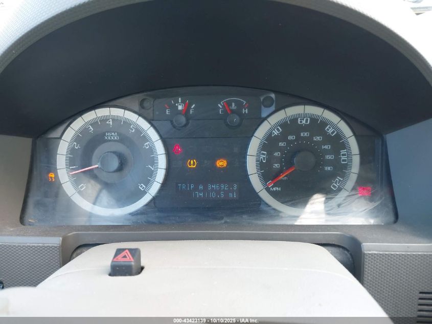 2009 Ford Escape Xlt VIN: 1FMCU93G79KA85673 Lot: 43423139