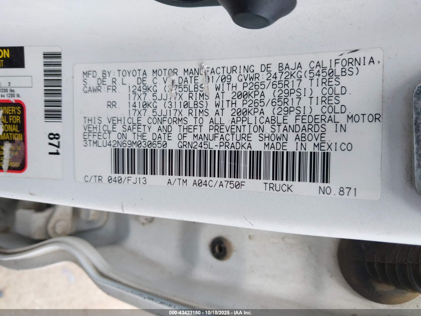 2009 Toyota Tacoma Base V6 VIN: 3TMLU42N69M030650 Lot: 43423150