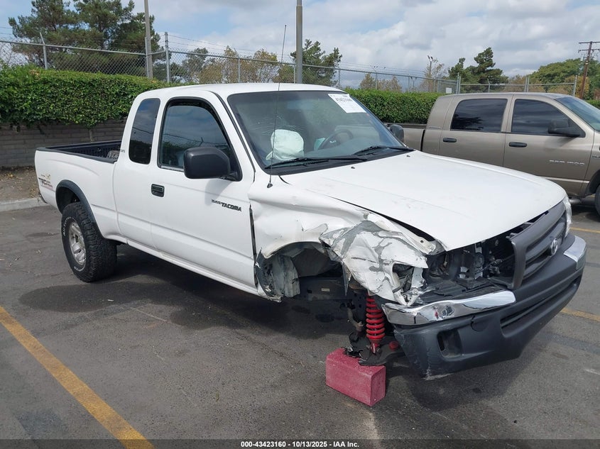 4TASN92N7YZ640829 2000 Toyota Tacoma Prerunner V6 auction photo 1