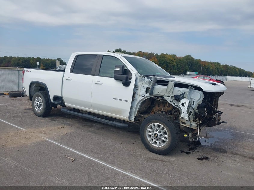CHEVROLET SILVERADO 2500 4WD STANDARD BED LT