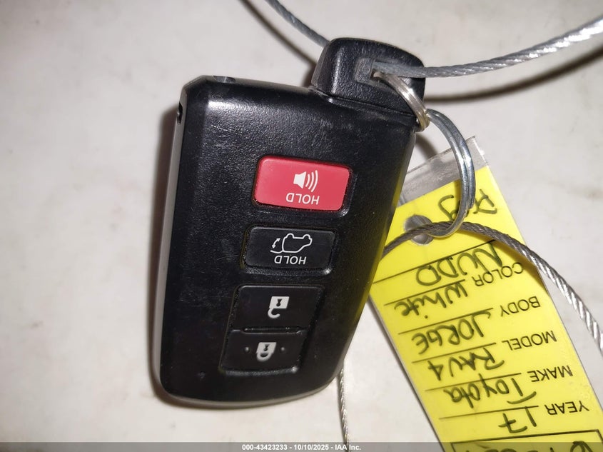 2017 TOYOTA RAV4 HYBRID LIMITED JTMDJREV1HD099133