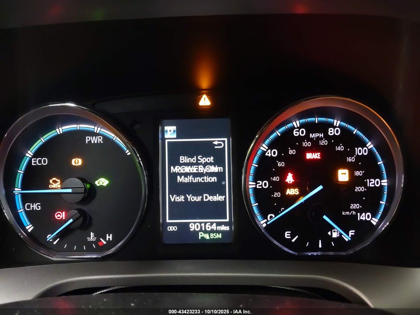 2017 TOYOTA RAV4 HYBRID LIMITED JTMDJREV1HD099133