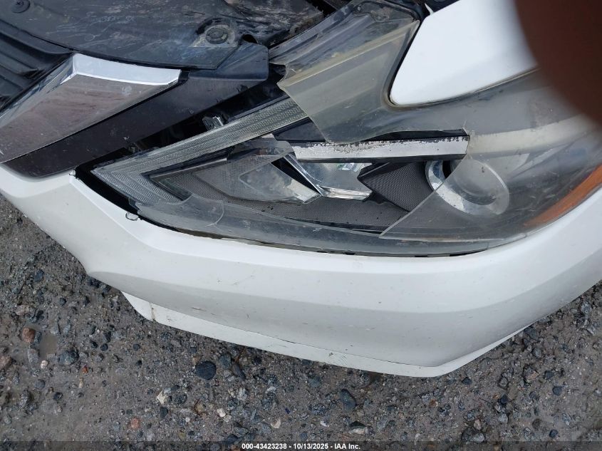 2017 Nissan Altima 2.5 Sr VIN: 1N4AL3AP5HC142045 Lot: 43423238