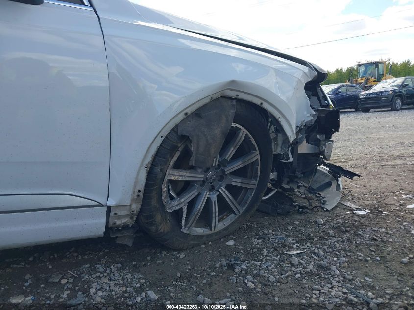 2018 Audi Q7 3.0T Premium VIN: WA1VAAF79JD025738 Lot: 43423263