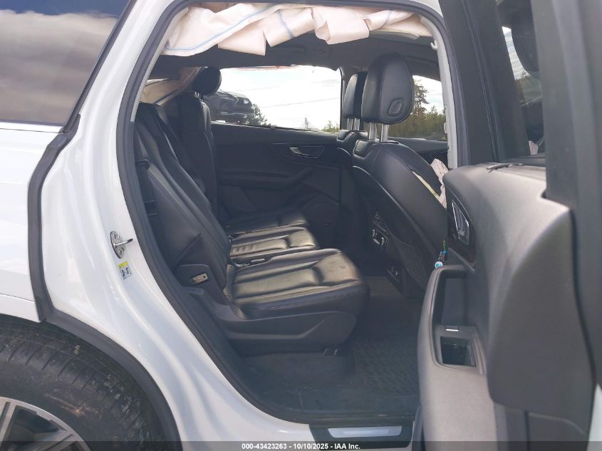2018 Audi Q7 3.0T Premium VIN: WA1VAAF79JD025738 Lot: 43423263
