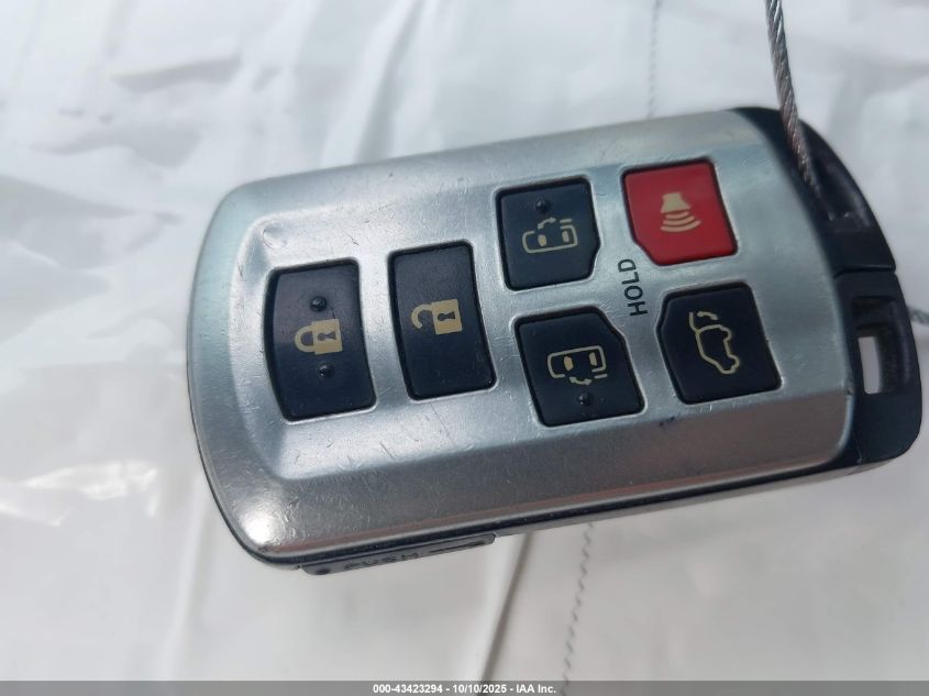 2011 Toyota Sienna Xle V6 VIN: 5TDYK3DC1BS106301 Lot: 43423294