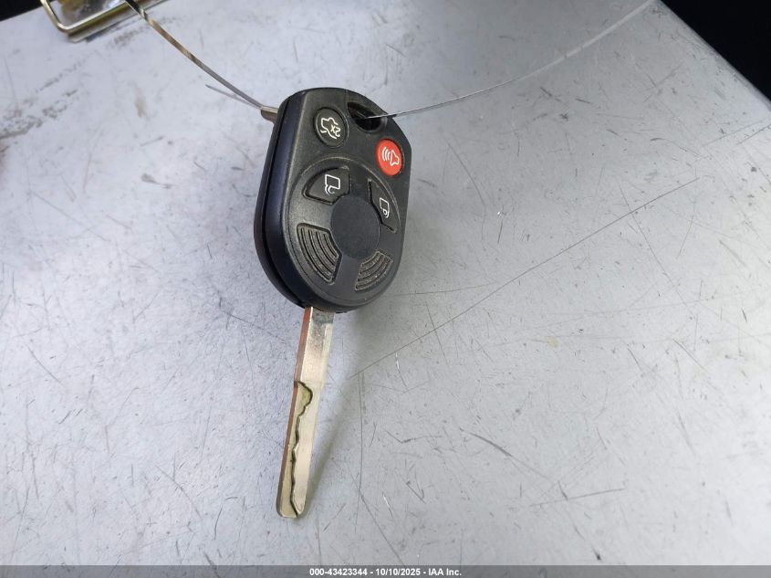 2012 Ford Focus Sel VIN: 1FAHP3H20CL215800 Lot: 43423344