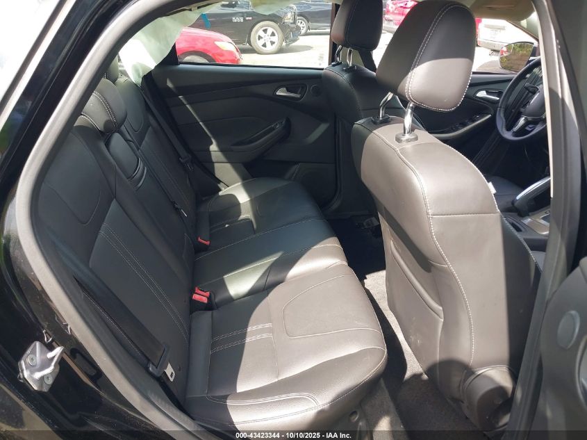 2012 Ford Focus Sel VIN: 1FAHP3H20CL215800 Lot: 43423344