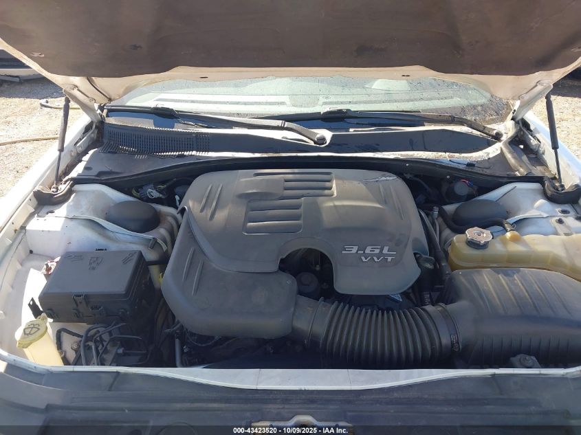 2011 Chrysler 300 VIN: 2C3CA4CG5BH568077 Lot: 43423520