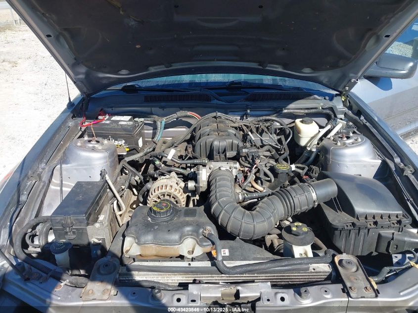 2007 Ford Mustang V6 Deluxe/V6 Premium VIN: 1ZVFT80N975310380 Lot: 43423546