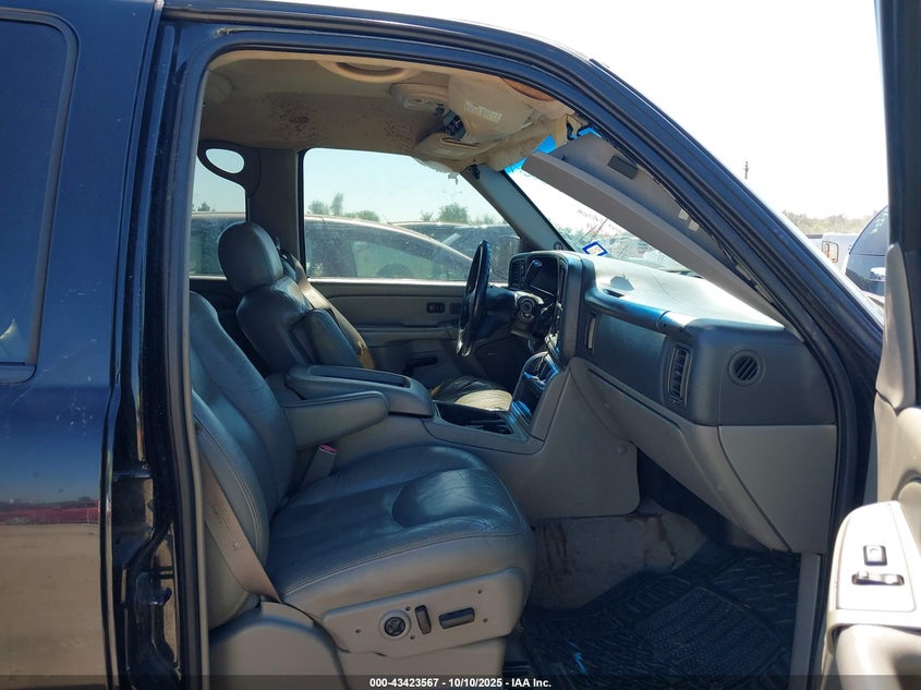 1GNEK13Z24R165444 2004 CHEVROLET TAHOE photo no. 5