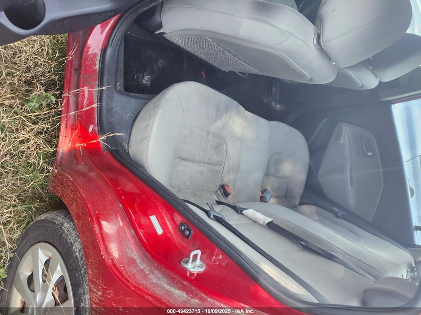 KNADM4A34H6016326 2017 KIA RIO photo no. 8