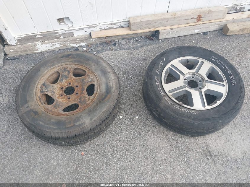 2006 Chevrolet Trailblazer Ls VIN: 1GNDT13S062357758 Lot: 43423721