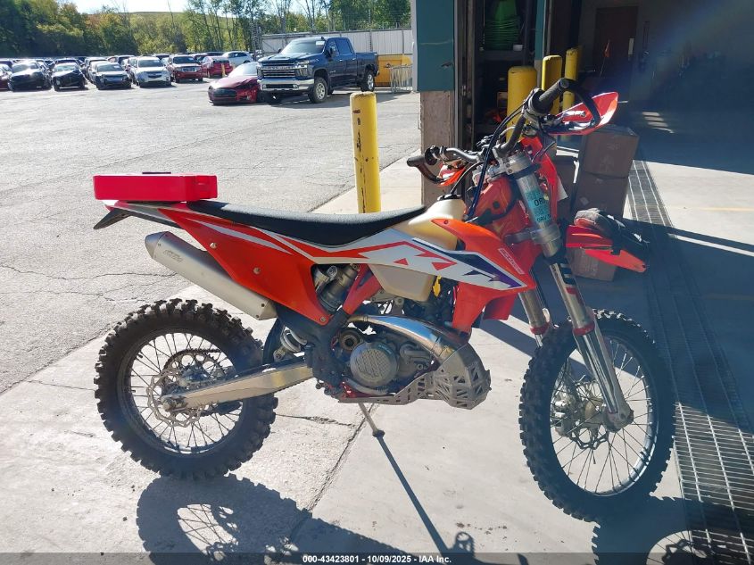 2023 Ktm 300 Xc-W Tpi VIN: VBKXWM230PM395133 Lot: 43423801