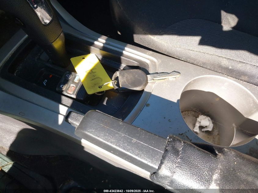 2008 Ford Focus Se/Ses VIN: 1FAHP33N48W185997 Lot: 43423842