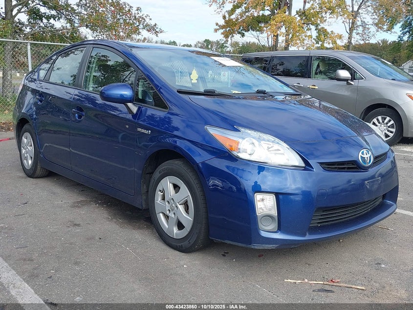 TOYOTA PRIUS THREE