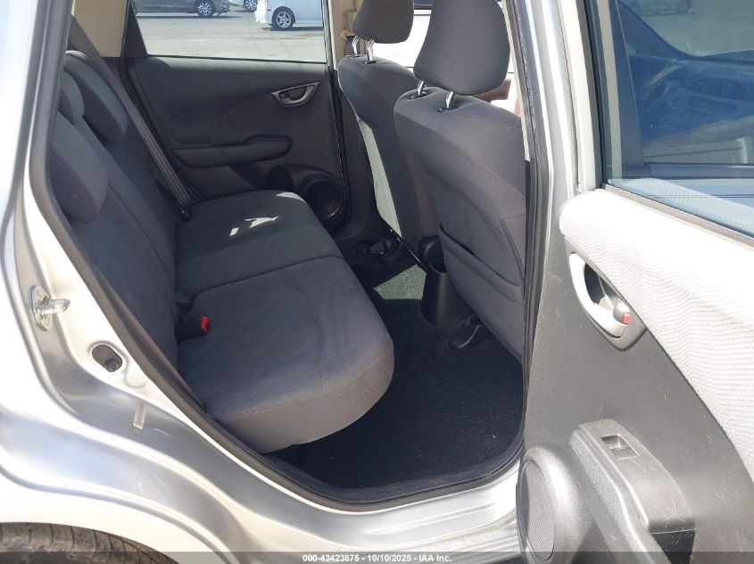 2013 Honda Fit VIN: JHMGE8H35DC070433 Lot: 43423875