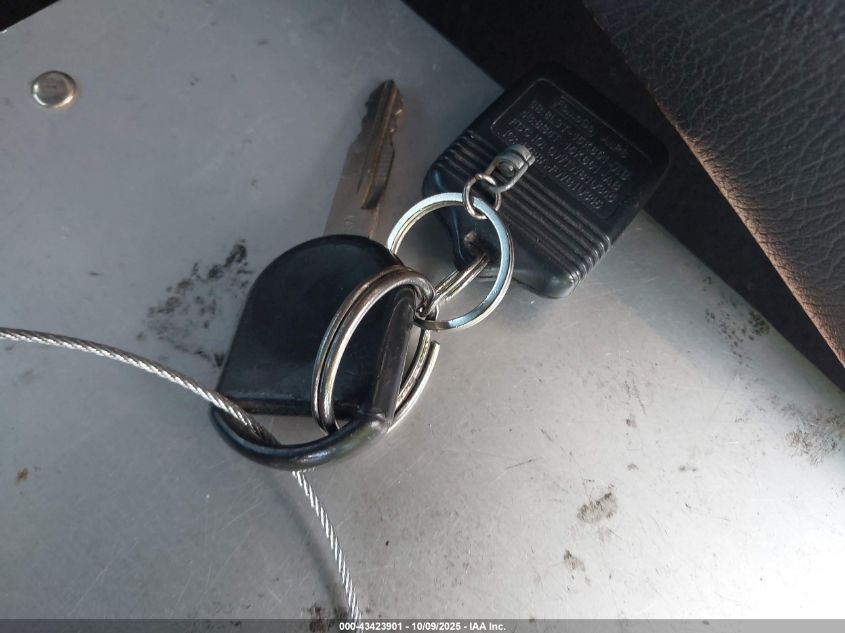 2005 Ford Mustang Gt VIN: 1ZVHT85H755256019 Lot: 43423901