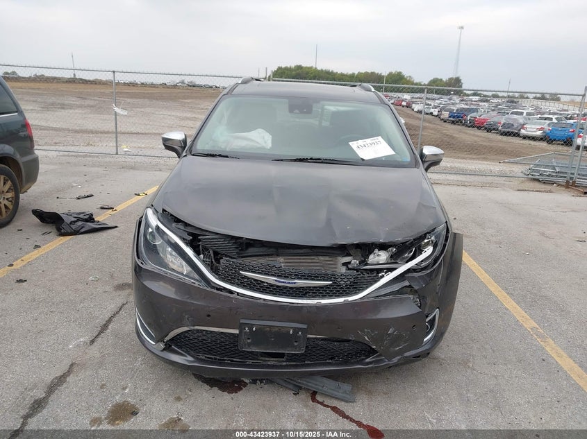 2020 Chrysler Pacifica Limited VIN: 2C4RC1GG0LR237962 Lot: 43423937