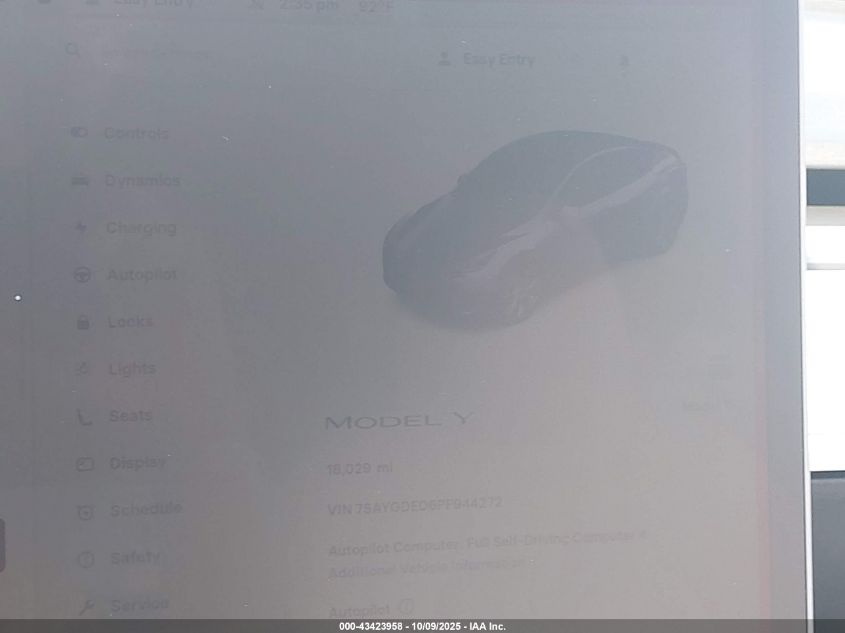 2023 Tesla Model Y Rwd VIN: 7SAYGDED6PF944272 Lot: 43423958