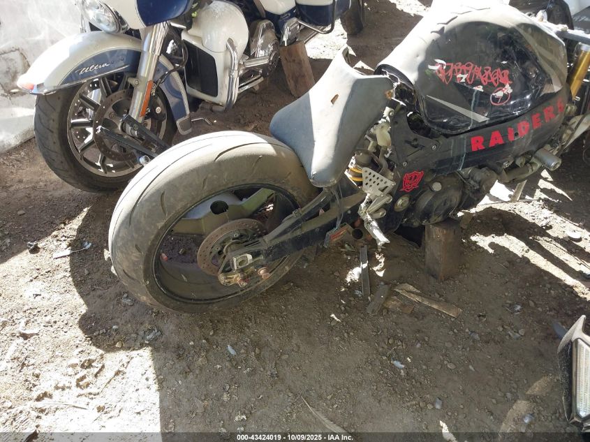 2004 Suzuki Gsx-R1000 VIN: JS1GT75A742104425 Lot: 43424019