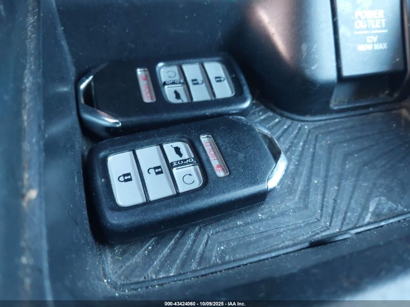 2017 Honda Cr-V Touring VIN: 2HKRW2H97HH622002 Lot: 43424060