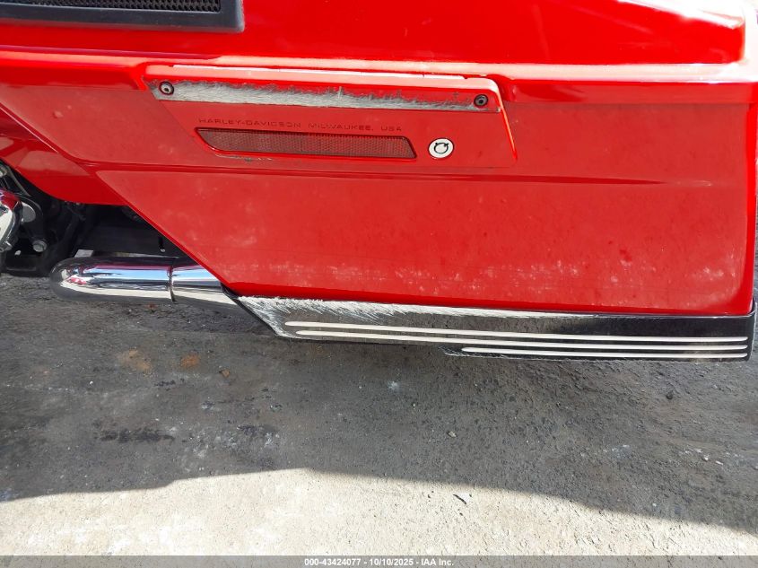 2010 Harley-Davidson Fltrx VIN: 1HD1KH415AB609475 Lot: 43424077