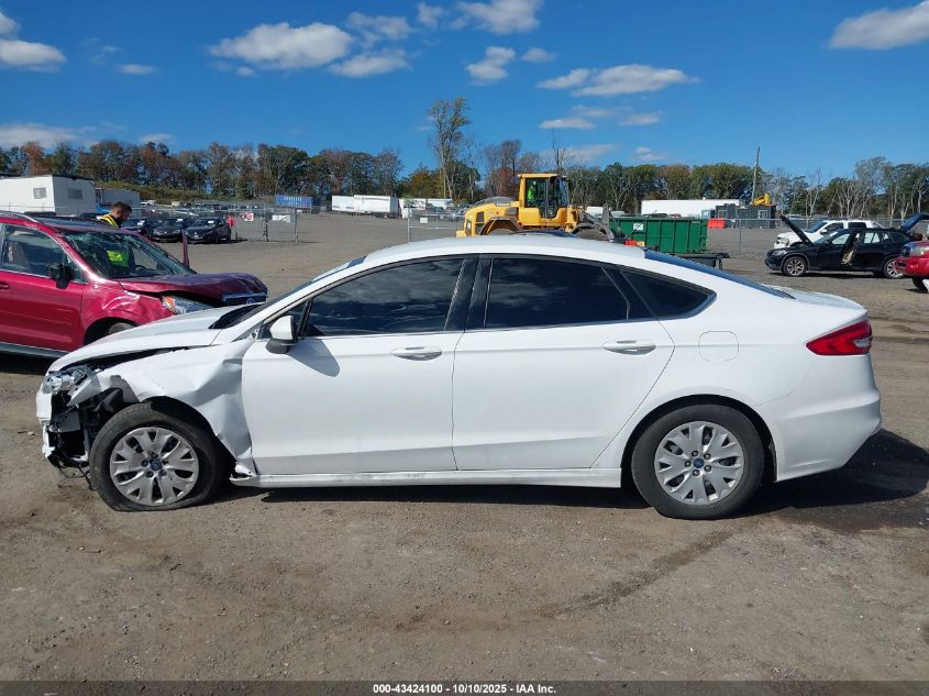 2019 Ford Fusion S VIN: 3FA6P0G77KR229728 Lot: 43424100